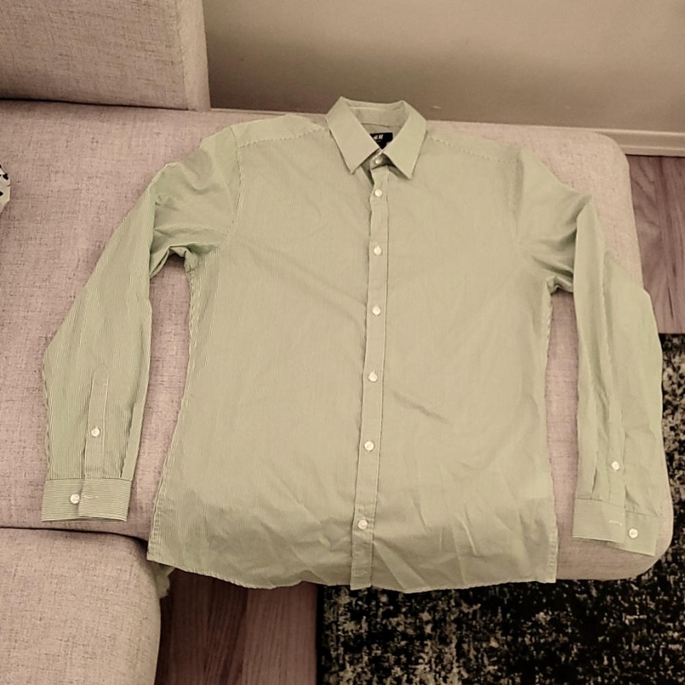 Men's green, button down dress shirt size medium